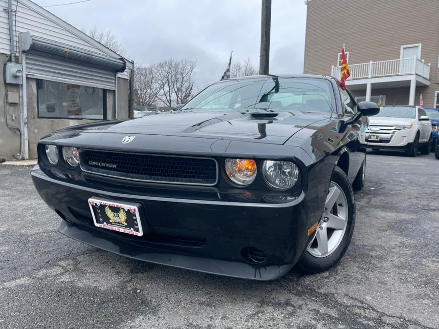 2010 Dodge Challenger 2dr Cpe SE, available for sale in Irvington, New Jersey | Elis Motors Corp. Irvington, New Jersey 2010 Dodge Challenger 2dr Cpe SE, available for sale in Irvington, New Jersey | Elis Motors Corp. Irvington, New Jersey