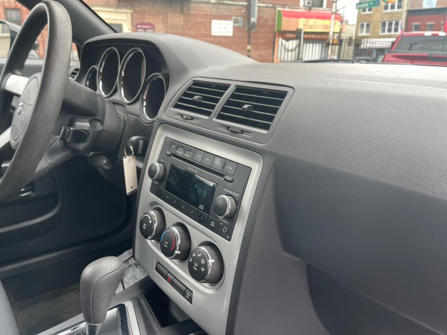 2010 Dodge Challenger 2dr Cpe SE, available for sale in Irvington, New Jersey | Elis Motors Corp. Irvington, New Jersey 2010 Dodge Challenger 2dr Cpe SE, available for sale in Irvington, New Jersey | Elis Motors Corp. Irvington, New Jersey