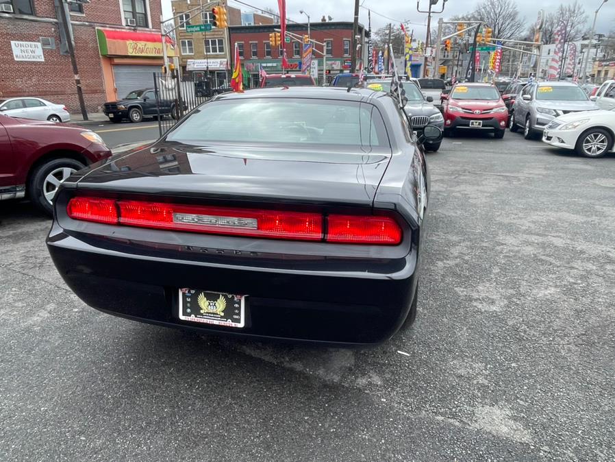 2010 Dodge Challenger 2dr Cpe SE, available for sale in Irvington, New Jersey | Elis Motors Corp. Irvington, New Jersey 2010 Dodge Challenger 2dr Cpe SE, available for sale in Irvington, New Jersey | Elis Motors Corp. Irvington, New Jersey