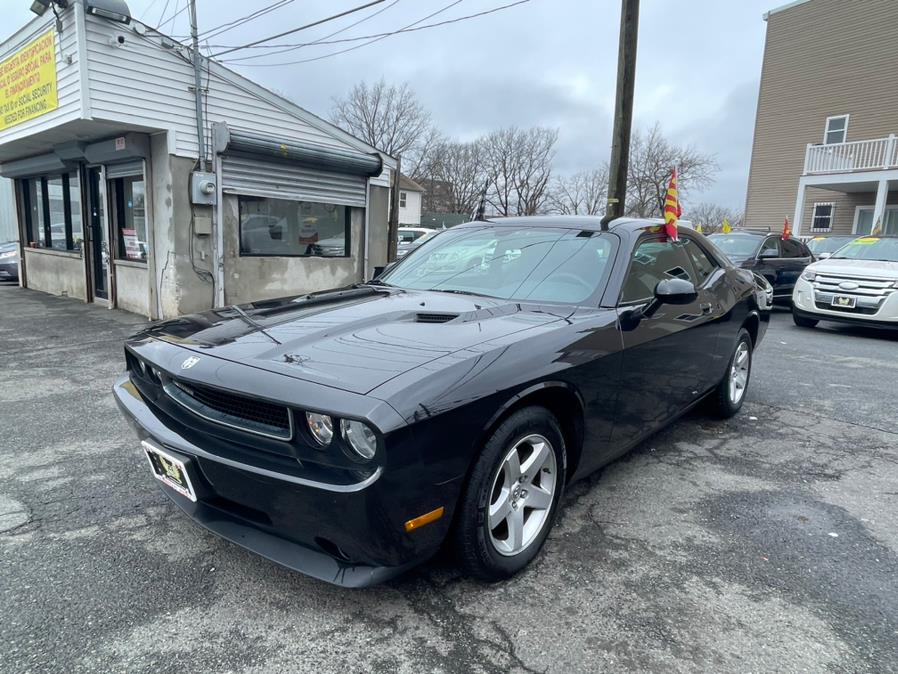 2010 Dodge Challenger 2dr Cpe SE, available for sale in Irvington, New Jersey | Elis Motors Corp. Irvington, New Jersey 2010 Dodge Challenger 2dr Cpe SE, available for sale in Irvington, New Jersey | Elis Motors Corp. Irvington, New Jersey