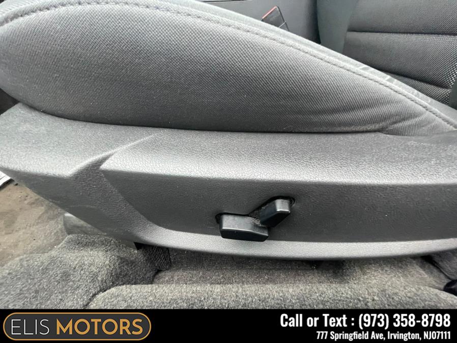 2010 Dodge Challenger 2dr Cpe SE, available for sale in Irvington, New Jersey | Elis Motors Corp. Irvington, New Jersey 2010 Dodge Challenger 2dr Cpe SE, available for sale in Irvington, New Jersey | Elis Motors Corp. Irvington, New Jersey