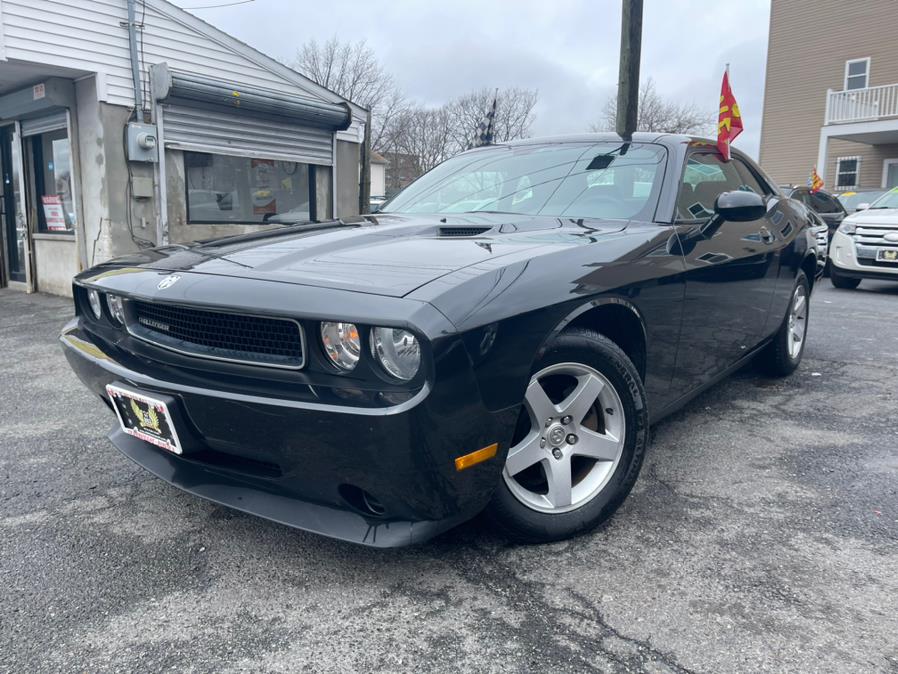 2010 Dodge Challenger 2dr Cpe SE, available for sale in Irvington, New Jersey | Elis Motors Corp. Irvington, New Jersey 2010 Dodge Challenger 2dr Cpe SE, available for sale in Irvington, New Jersey | Elis Motors Corp. Irvington, New Jersey