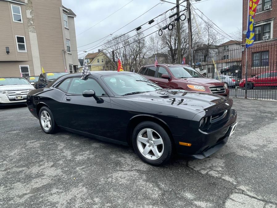 2010 Dodge Challenger 2dr Cpe SE, available for sale in Irvington, New Jersey | Elis Motors Corp. Irvington, New Jersey 2010 Dodge Challenger 2dr Cpe SE, available for sale in Irvington, New Jersey | Elis Motors Corp. Irvington, New Jersey