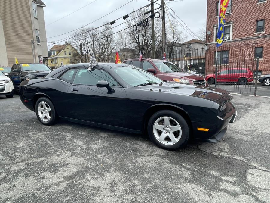 2010 Dodge Challenger 2dr Cpe SE, available for sale in Irvington, New Jersey | Elis Motors Corp. Irvington, New Jersey 2010 Dodge Challenger 2dr Cpe SE, available for sale in Irvington, New Jersey | Elis Motors Corp. Irvington, New Jersey