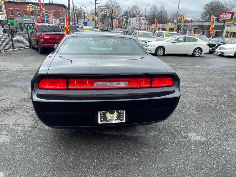2010 Dodge Challenger 2dr Cpe SE, available for sale in Irvington, New Jersey | Elis Motors Corp. Irvington, New Jersey 2010 Dodge Challenger 2dr Cpe SE, available for sale in Irvington, New Jersey | Elis Motors Corp. Irvington, New Jersey