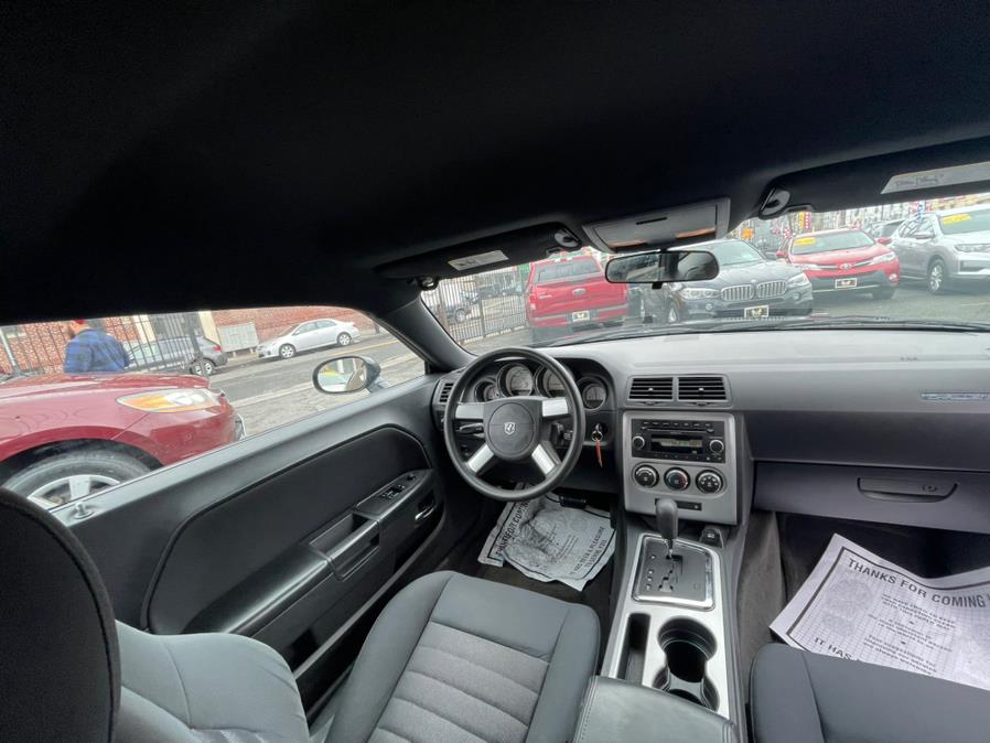 2010 Dodge Challenger 2dr Cpe SE, available for sale in Irvington, New Jersey | Elis Motors Corp. Irvington, New Jersey 2010 Dodge Challenger 2dr Cpe SE, available for sale in Irvington, New Jersey | Elis Motors Corp. Irvington, New Jersey