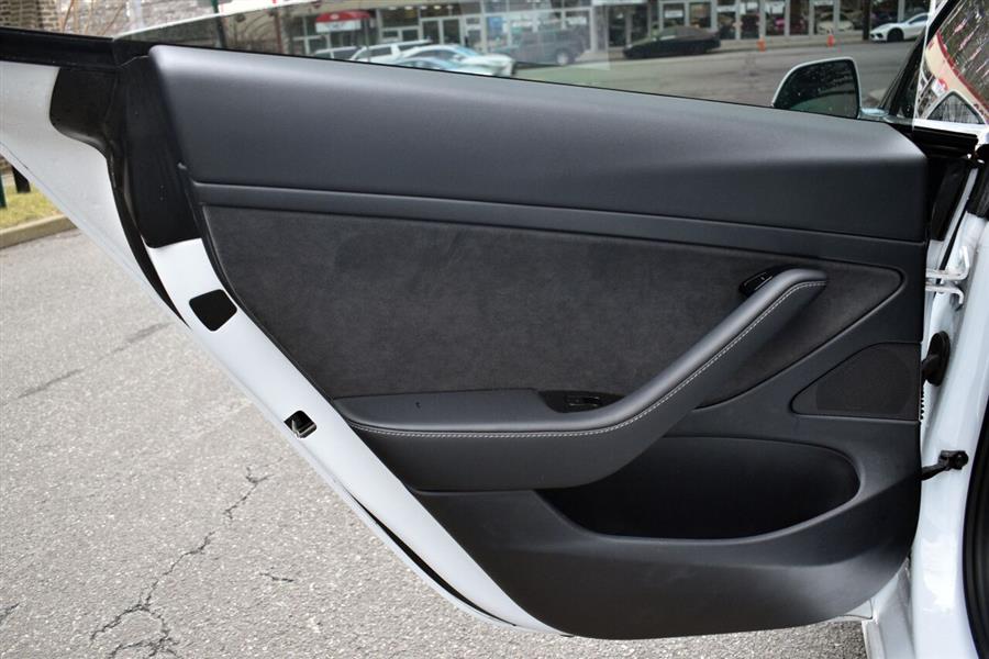 2020 Tesla Model 3 Standard Range Plus 4dr Sedan, available for sale in Great Neck, New York | Camy Cars. Great Neck, New York 2020 Tesla Model 3 Standard Range Plus 4dr Sedan, available for sale in Great Neck, New York | Camy Cars. Great Neck, New York