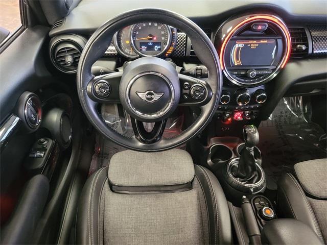 2017 Mini Cooper s Base, available for sale in Stratford, Connecticut | Wiz Leasing Inc. Stratford, Connecticut 2017 Mini Cooper s Base, available for sale in Stratford, Connecticut | Wiz Leasing Inc. Stratford, Connecticut