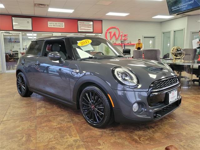 2017 Mini Cooper s Base, available for sale in Stratford, Connecticut | Wiz Leasing Inc. Stratford, Connecticut 2017 Mini Cooper s Base, available for sale in Stratford, Connecticut | Wiz Leasing Inc. Stratford, Connecticut