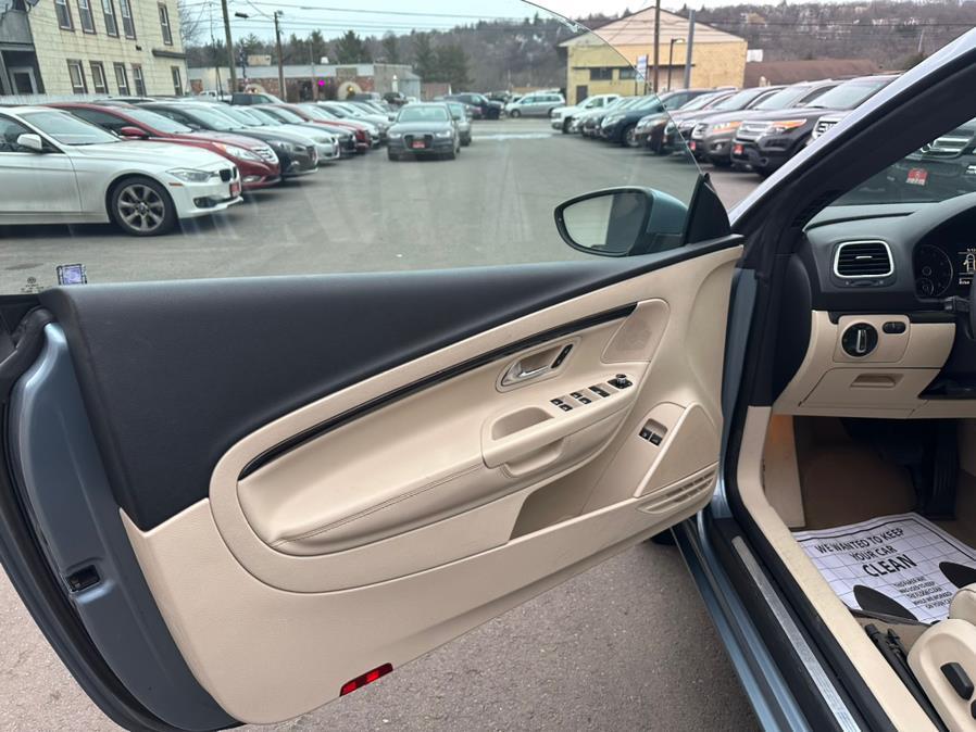 2013 Volkswagen Eos 2dr Conv Lux SULEV, available for sale in Waterbury, Connecticut | House of Cars LLC. Waterbury, Connecticut