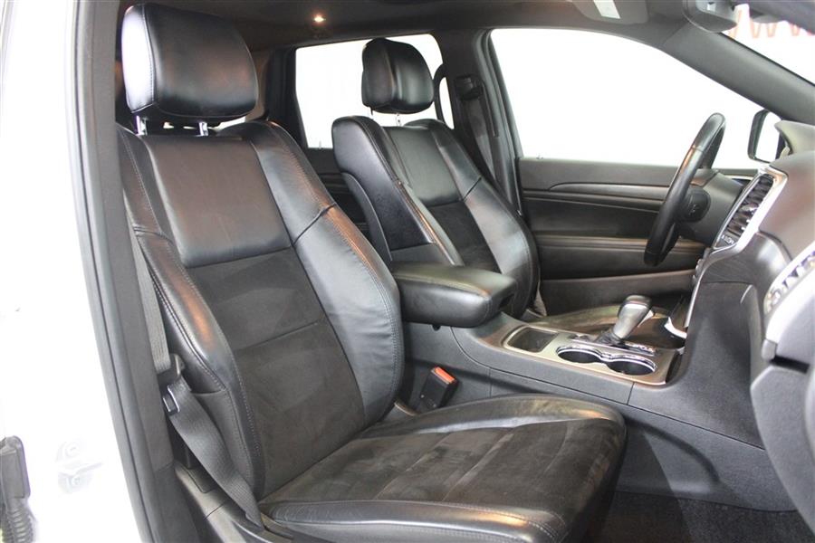 2018 Jeep Grand Cherokee LAREDO, available for sale in Paterson, New Jersey | Fast Track Motors. Paterson, New Jersey 2018 Jeep Grand Cherokee LAREDO, available for sale in Paterson, New Jersey | Fast Track Motors. Paterson, New Jersey