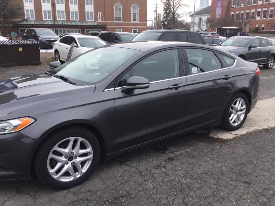 2015 Ford Fusion 4dr Sdn SE FWD, available for sale in Manchester, Connecticut | Liberty Motors. Manchester, Connecticut 2015 Ford Fusion 4dr Sdn SE FWD, available for sale in Manchester, Connecticut | Liberty Motors. Manchester, Connecticut
