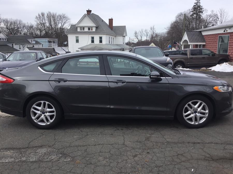 2015 Ford Fusion 4dr Sdn SE FWD, available for sale in Manchester, Connecticut | Liberty Motors. Manchester, Connecticut 2015 Ford Fusion 4dr Sdn SE FWD, available for sale in Manchester, Connecticut | Liberty Motors. Manchester, Connecticut