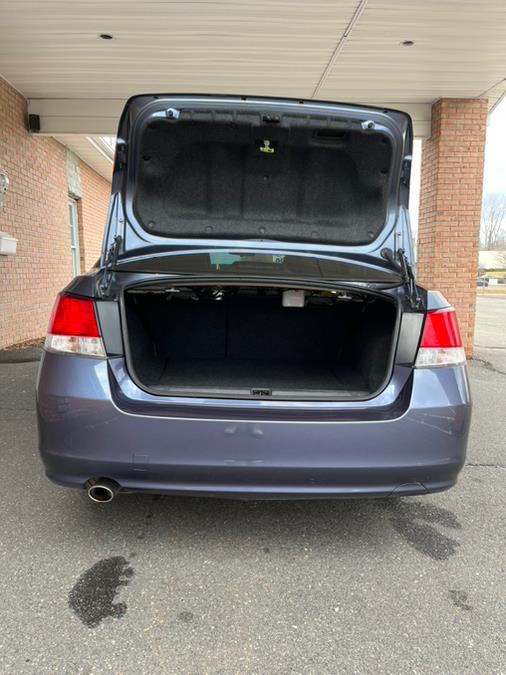 2013 Subaru Legacy 4dr Sdn H4 Auto 2.5i Limited, available for sale in New Britain, Connecticut | Supreme Automotive. New Britain, Connecticut 2013 Subaru Legacy 4dr Sdn H4 Auto 2.5i Limited, available for sale in New Britain, Connecticut | Supreme Automotive. New Britain, Connecticut