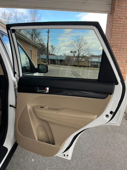 2012 Kia Sorento AWD 4dr V6 LX, available for sale in New Britain, Connecticut | Supreme Automotive. New Britain, Connecticut 2012 Kia Sorento AWD 4dr V6 LX, available for sale in New Britain, Connecticut | Supreme Automotive. New Britain, Connecticut