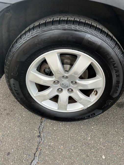 2012 Kia Sorento AWD 4dr V6 LX, available for sale in New Britain, Connecticut | Supreme Automotive. New Britain, Connecticut 2012 Kia Sorento AWD 4dr V6 LX, available for sale in New Britain, Connecticut | Supreme Automotive. New Britain, Connecticut