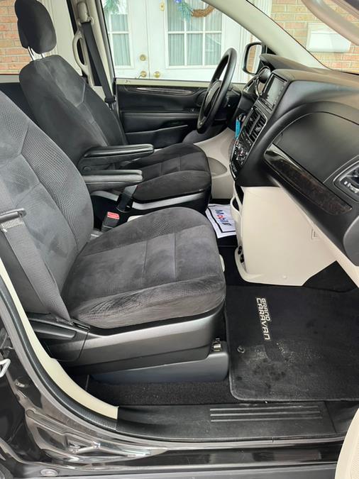 2014 Dodge Grand Caravan 4dr Wgn American Value Pkg, available for sale in New Britain, Connecticut | Supreme Automotive. New Britain, Connecticut 2014 Dodge Grand Caravan 4dr Wgn American Value Pkg, available for sale in New Britain, Connecticut | Supreme Automotive. New Britain, Connecticut