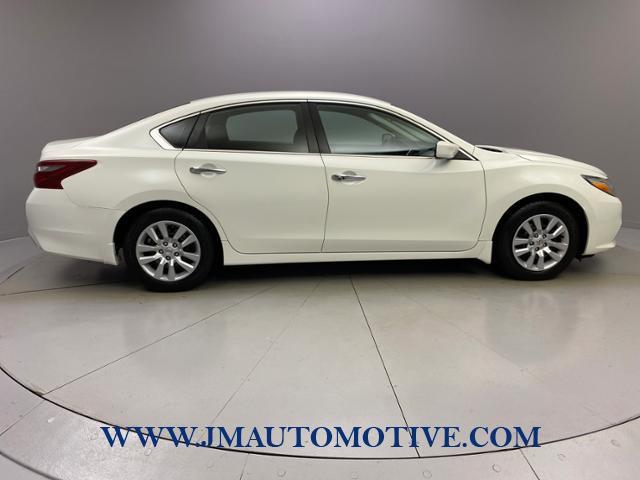 2018 Nissan Altima 2.5 S Sedan, available for sale in Naugatuck, Connecticut | J&M Automotive Sls&Svc LLC. Naugatuck, Connecticut 2018 Nissan Altima 2.5 S Sedan, available for sale in Naugatuck, Connecticut | J&M Automotive Sls&Svc LLC. Naugatuck, Connecticut