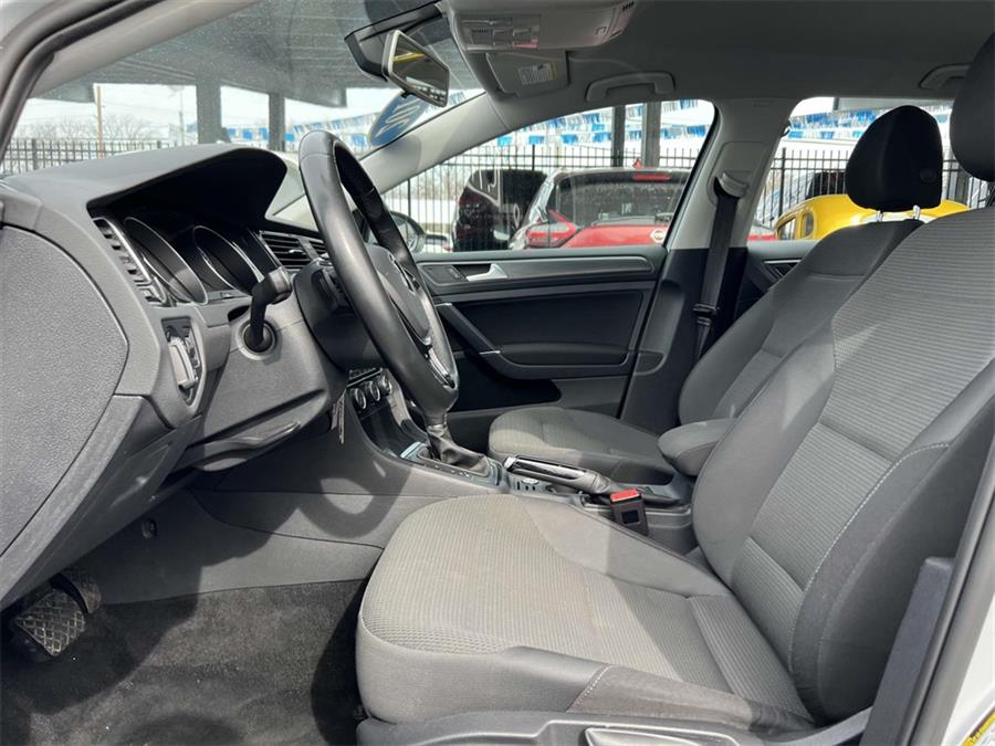 2019 Volkswagen Golf Sportwagen S, available for sale in Wantagh, New York | Wantagh Certified. Wantagh, New York 2019 Volkswagen Golf Sportwagen S, available for sale in Wantagh, New York | Wantagh Certified. Wantagh, New York