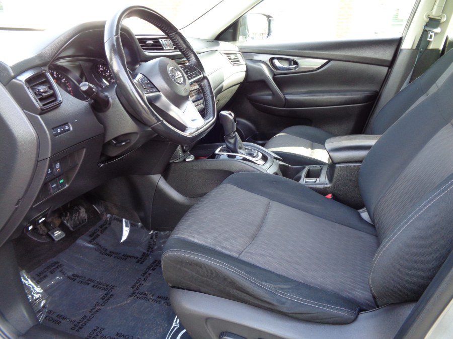 2017 Nissan Rogue FWD SV, available for sale in Valley Stream, New York | NY Auto Traders. Valley Stream, New York 2017 Nissan Rogue FWD SV, available for sale in Valley Stream, New York | NY Auto Traders. Valley Stream, New York