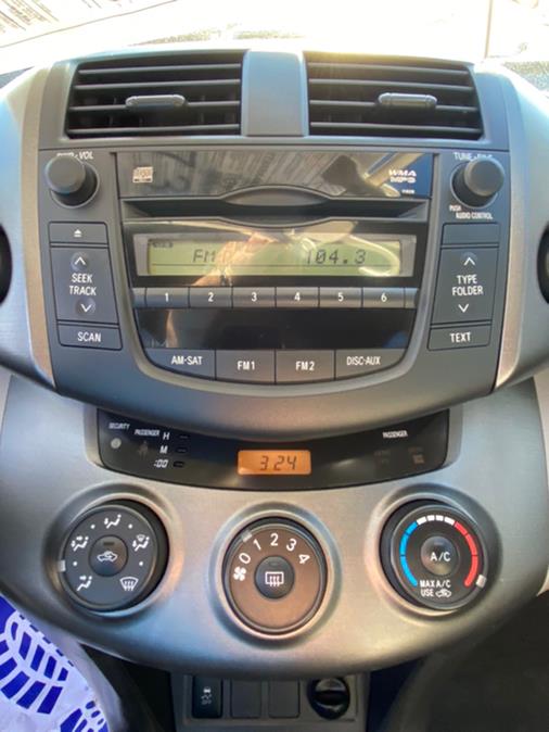 2010 Toyota RAV4 4WD 4dr V6 5-Spd AT (Natl), available for sale in Bridgeport, Connecticut | CT Auto. Bridgeport, Connecticut 2010 Toyota RAV4 4WD 4dr V6 5-Spd AT (Natl), available for sale in Bridgeport, Connecticut | CT Auto. Bridgeport, Connecticut