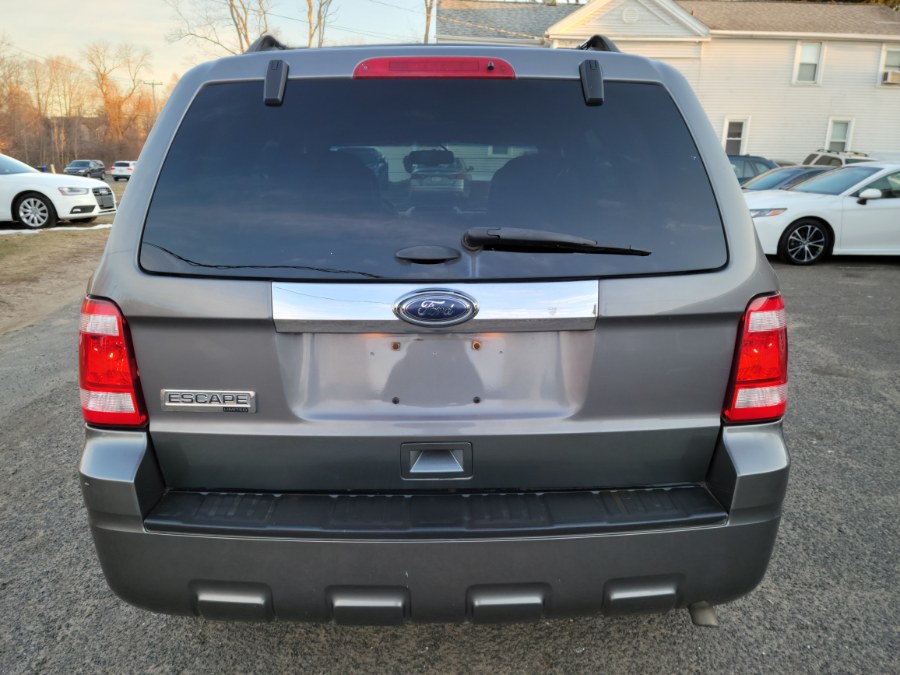 2011 Ford Escape 4WD 4dr Limited Leather & Sunroof, available for sale in East Windsor, Connecticut | Toro Auto. East Windsor, Connecticut 2011 Ford Escape 4WD 4dr Limited Leather & Sunroof, available for sale in East Windsor, Connecticut | Toro Auto. East Windsor, Connecticut