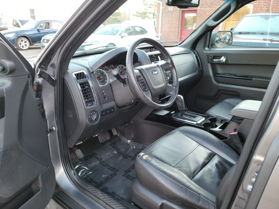 2011 Ford Escape 4WD 4dr Limited Leather & Sunroof, available for sale in East Windsor, Connecticut | Toro Auto. East Windsor, Connecticut 2011 Ford Escape 4WD 4dr Limited Leather & Sunroof, available for sale in East Windsor, Connecticut | Toro Auto. East Windsor, Connecticut