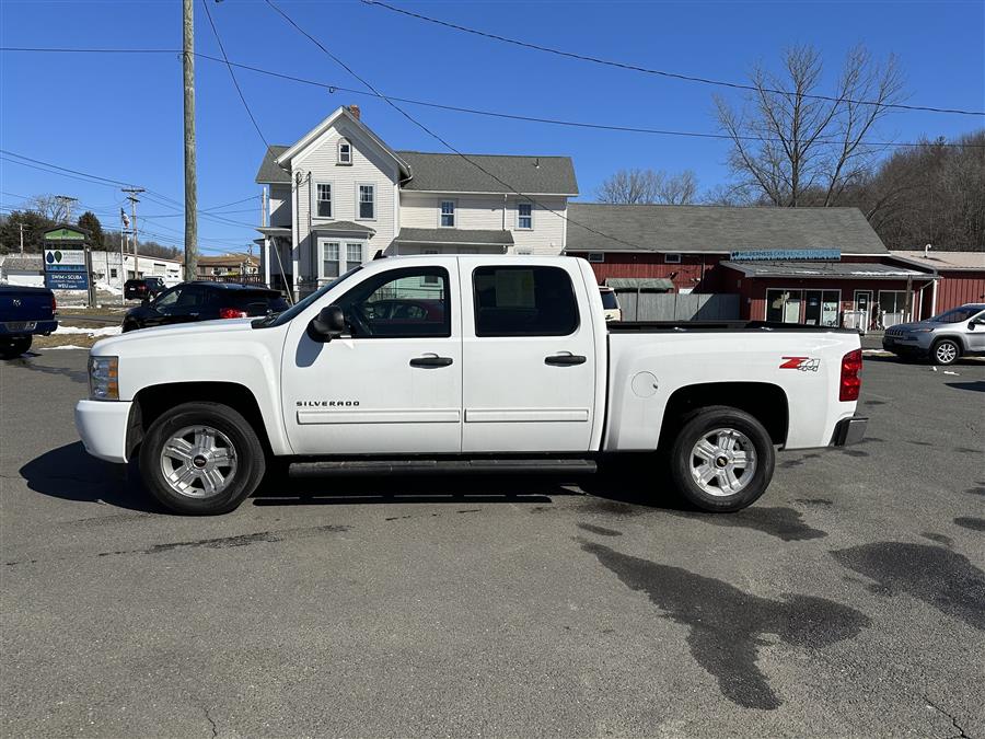 2011 Chevrolet Silverado 1500 4WD Crew Cab 143.5" LT, available for sale in Southwick, Massachusetts | Country Auto Sales. Southwick, Massachusetts