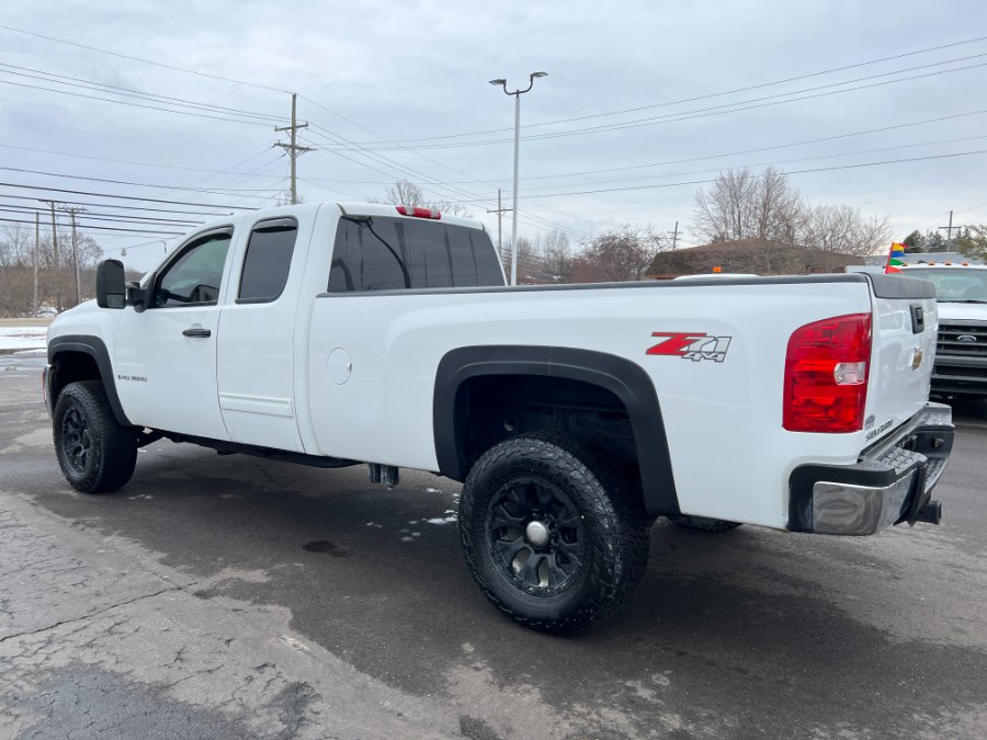 2009 Chevrolet Silverado 3500HD 4WD Ext Cab 157.5" SRW LT, available for sale in Ortonville, Michigan | Marsh Auto Sales LLC. Ortonville, Michigan 2009 Chevrolet Silverado 3500HD 4WD Ext Cab 157.5" SRW LT, available for sale in Ortonville, Michigan | Marsh Auto Sales LLC. Ortonville, Michigan