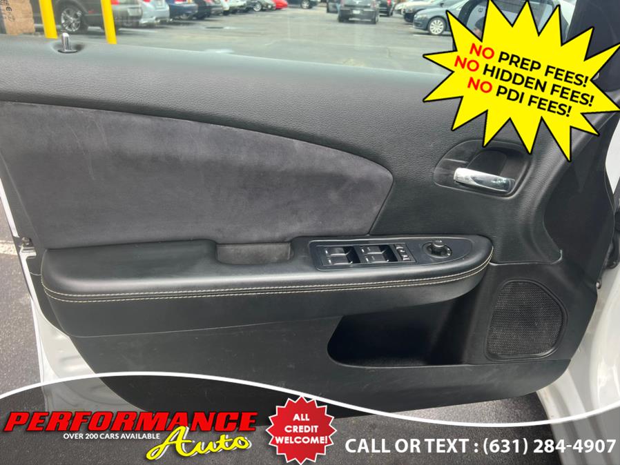 2014 Chrysler 200 4dr Sdn Limited, available for sale in Bohemia, New York | Performance Auto Inc. Bohemia, New York 2014 Chrysler 200 4dr Sdn Limited, available for sale in Bohemia, New York | Performance Auto Inc. Bohemia, New York