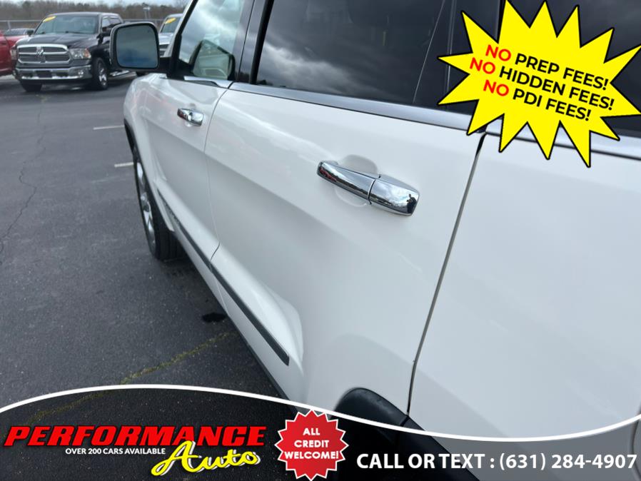 2011 Jeep Grand Cherokee 4WD 4dr Overland, available for sale in Bohemia, New York | Performance Auto Inc. Bohemia, New York 2011 Jeep Grand Cherokee 4WD 4dr Overland, available for sale in Bohemia, New York | Performance Auto Inc. Bohemia, New York