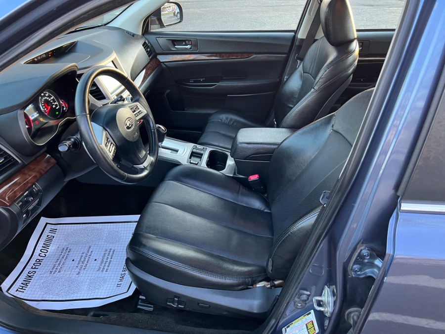 2013 Subaru Legacy 4dr Sdn H4 Auto 2.5i Limited, available for sale in Hartford , Connecticut | Ledyard Auto Sale LLC. Hartford , Connecticut 2013 Subaru Legacy 4dr Sdn H4 Auto 2.5i Limited, available for sale in Hartford , Connecticut | Ledyard Auto Sale LLC. Hartford , Connecticut