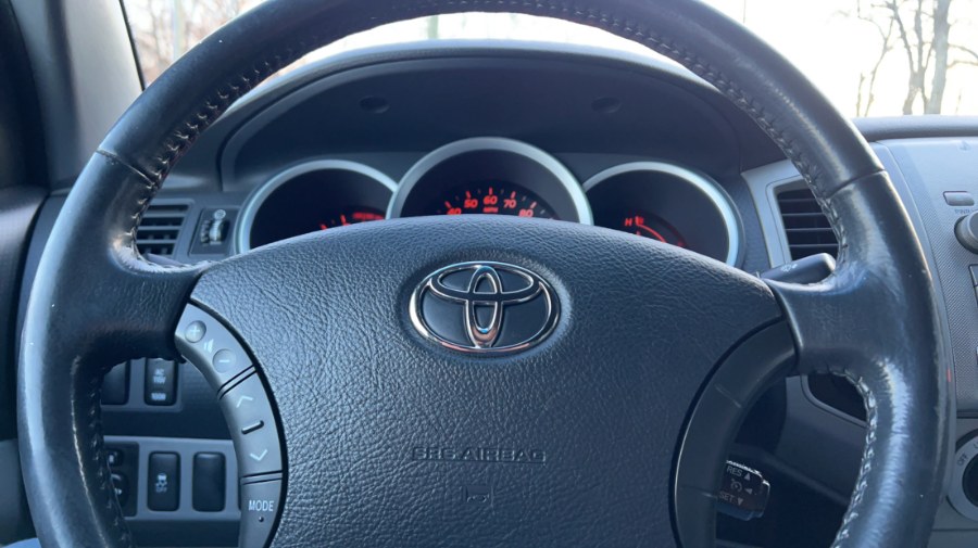 2010 Toyota Tacoma 4WD Double LB V6 AT, available for sale in Waterbury, Connecticut | West End Automotive Center. Waterbury, Connecticut 2010 Toyota Tacoma 4WD Double LB V6 AT, available for sale in Waterbury, Connecticut | West End Automotive Center. Waterbury, Connecticut