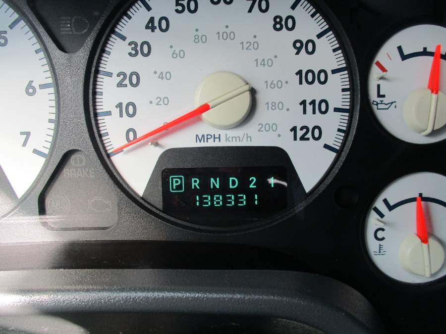 2006 Dodge Ram 1500 4dr Quad Cab 140.5 4WD SLT, available for sale in West Babylon, New York | New Gen Auto Group. West Babylon, New York 2006 Dodge Ram 1500 4dr Quad Cab 140.5 4WD SLT, available for sale in West Babylon, New York | New Gen Auto Group. West Babylon, New York