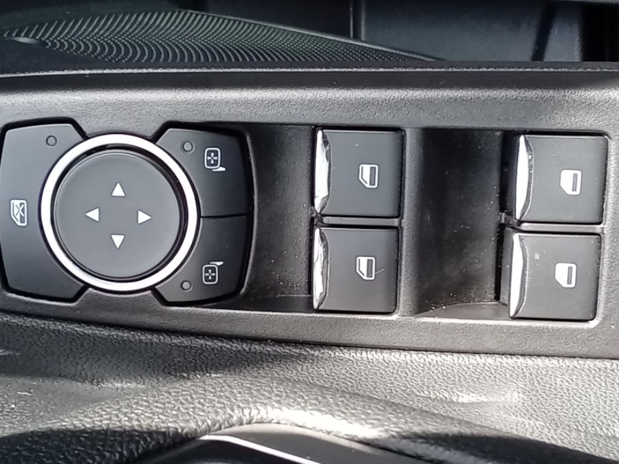 2020 Ford Escape SEL AWD, available for sale in Irvington, New Jersey | NJ Used Cars Center. Irvington, New Jersey 2020 Ford Escape SEL AWD, available for sale in Irvington, New Jersey | NJ Used Cars Center. Irvington, New Jersey