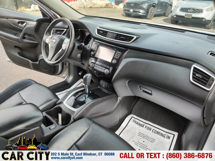 2015 Nissan Rogue AWD 4dr SV, available for sale in East Windsor, Connecticut | Car City LLC. East Windsor, Connecticut 2015 Nissan Rogue AWD 4dr SV, available for sale in East Windsor, Connecticut | Car City LLC. East Windsor, Connecticut