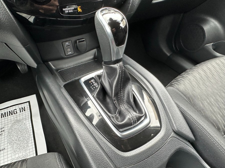 2017 Nissan Rogue AWD SV, available for sale in Paterson, New Jersey | DZ Automall. Paterson, New Jersey 2017 Nissan Rogue AWD SV, available for sale in Paterson, New Jersey | DZ Automall. Paterson, New Jersey