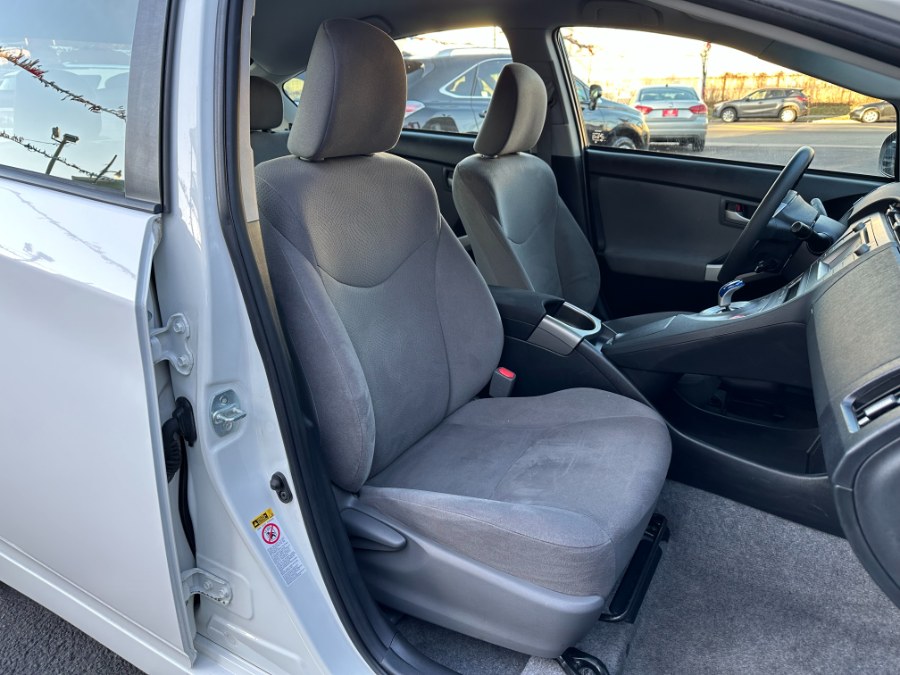 2015 Toyota Prius 5dr HB Two (Natl), available for sale in Paterson, New Jersey | DZ Automall. Paterson, New Jersey 2015 Toyota Prius 5dr HB Two (Natl), available for sale in Paterson, New Jersey | DZ Automall. Paterson, New Jersey