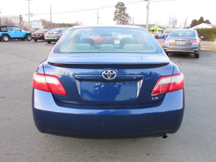 2007 Toyota Camry 4dr Sdn I4 Auto LE (Natl), available for sale in East Windsor, Connecticut | United Auto Sales of E Windsor, Inc. East Windsor, Connecticut 2007 Toyota Camry 4dr Sdn I4 Auto LE (Natl), available for sale in East Windsor, Connecticut | United Auto Sales of E Windsor, Inc. East Windsor, Connecticut