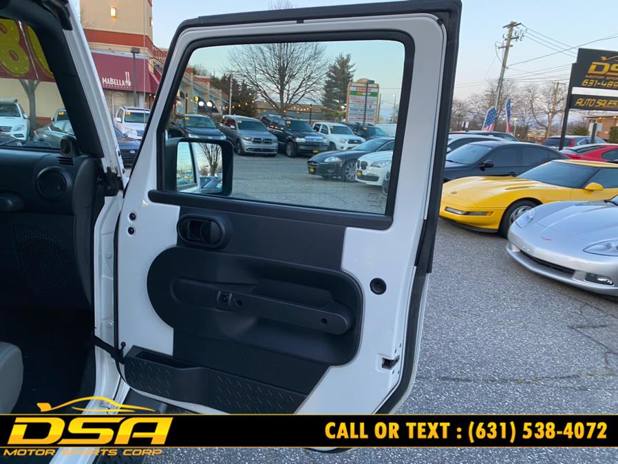 2008 Jeep Wrangler 4WD 4dr Unlimited Rubicon, available for sale in Commack, New York | DSA Motor Sports Corp. Commack, New York 2008 Jeep Wrangler 4WD 4dr Unlimited Rubicon, available for sale in Commack, New York | DSA Motor Sports Corp. Commack, New York