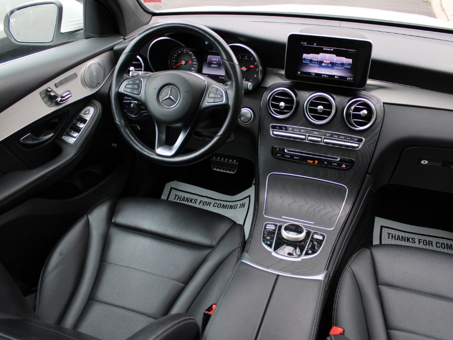 2019 Mercedes-benz Glc GLC 300, available for sale in Great Neck, New York | Auto Expo Ent Inc.. Great Neck, New York 2019 Mercedes-benz Glc GLC 300, available for sale in Great Neck, New York | Auto Expo Ent Inc.. Great Neck, New York