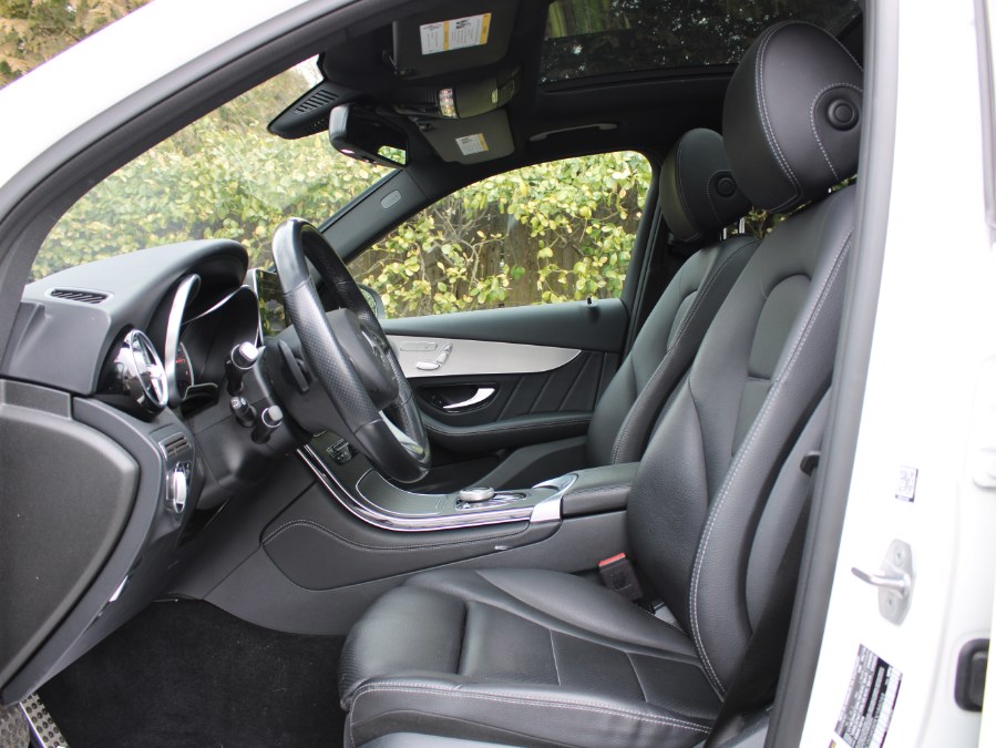 2019 Mercedes-benz Glc GLC 300, available for sale in Great Neck, New York | Auto Expo Ent Inc.. Great Neck, New York 2019 Mercedes-benz Glc GLC 300, available for sale in Great Neck, New York | Auto Expo Ent Inc.. Great Neck, New York