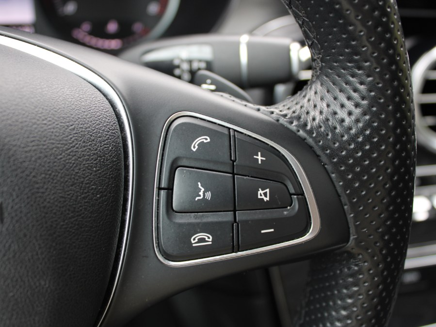 2019 Mercedes-benz Glc GLC 300, available for sale in Great Neck, New York | Auto Expo Ent Inc.. Great Neck, New York 2019 Mercedes-benz Glc GLC 300, available for sale in Great Neck, New York | Auto Expo Ent Inc.. Great Neck, New York