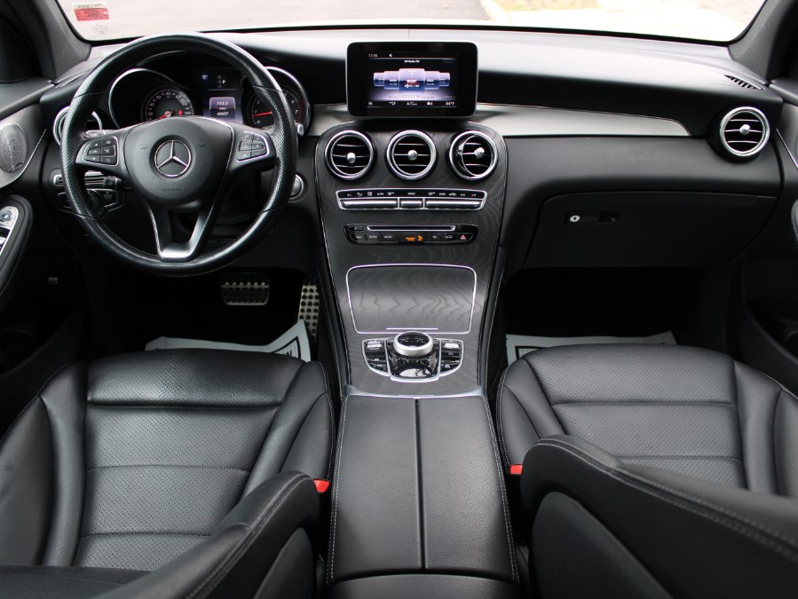 2019 Mercedes-benz Glc GLC 300, available for sale in Great Neck, New York | Auto Expo Ent Inc.. Great Neck, New York 2019 Mercedes-benz Glc GLC 300, available for sale in Great Neck, New York | Auto Expo Ent Inc.. Great Neck, New York
