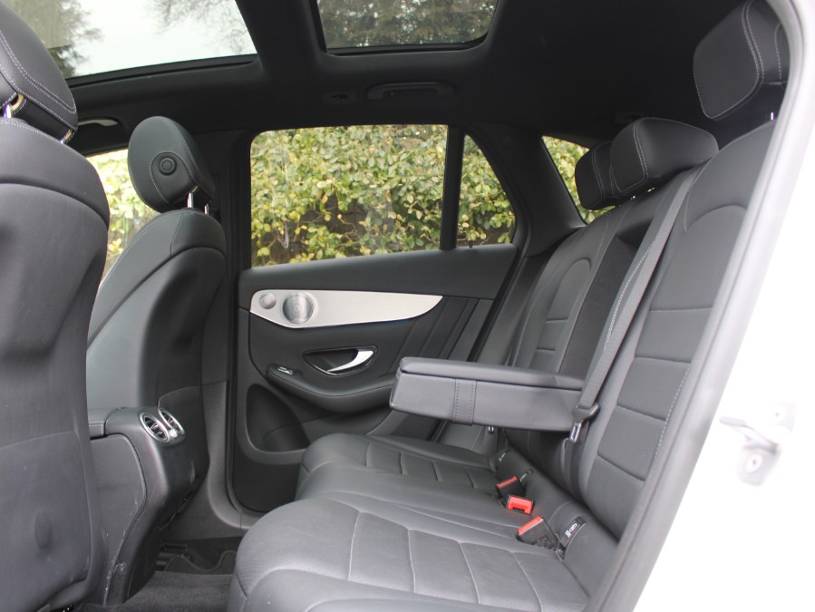 2019 Mercedes-benz Glc GLC 300, available for sale in Great Neck, New York | Auto Expo Ent Inc.. Great Neck, New York 2019 Mercedes-benz Glc GLC 300, available for sale in Great Neck, New York | Auto Expo Ent Inc.. Great Neck, New York