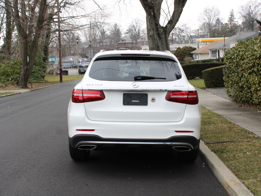 2019 Mercedes-benz Glc GLC 300, available for sale in Great Neck, New York | Auto Expo Ent Inc.. Great Neck, New York 2019 Mercedes-benz Glc GLC 300, available for sale in Great Neck, New York | Auto Expo Ent Inc.. Great Neck, New York