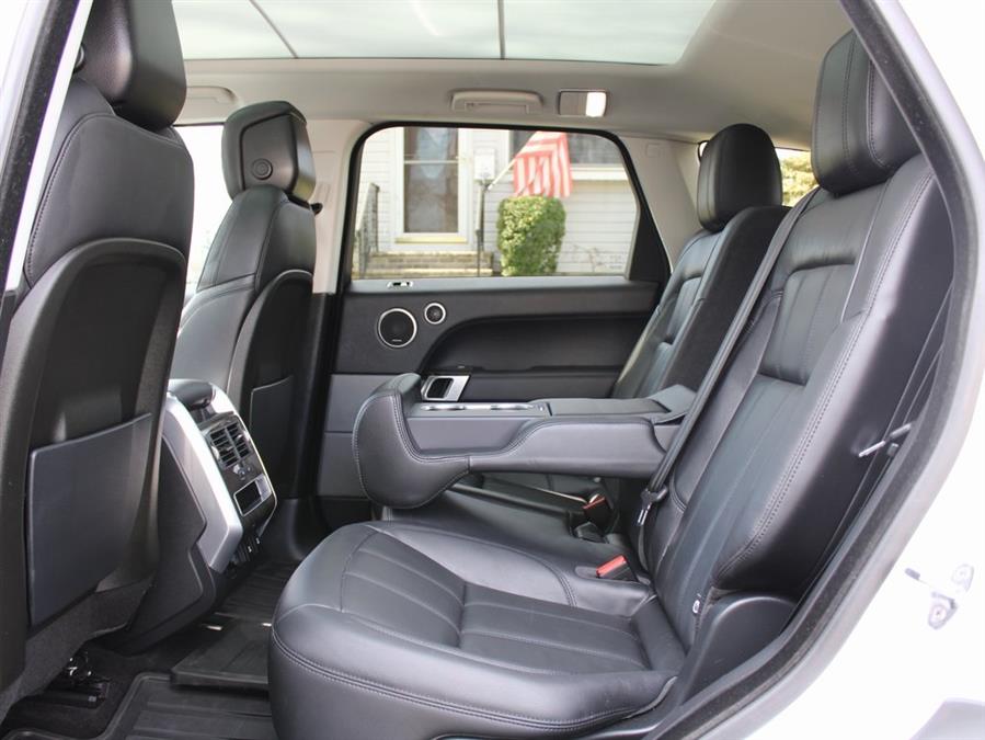 2018 Land Rover Range Rover Sport SE, available for sale in Great Neck, New York | Auto Expo Ent Inc.. Great Neck, New York 2018 Land Rover Range Rover Sport SE, available for sale in Great Neck, New York | Auto Expo Ent Inc.. Great Neck, New York