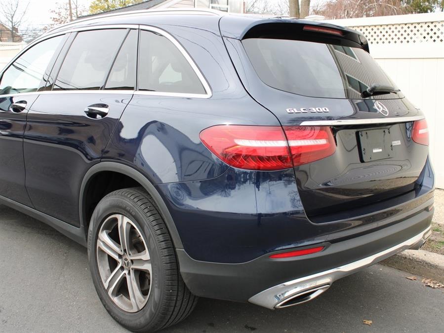 2019 Mercedes-benz Glc GLC 300, available for sale in Great Neck, New York | Auto Expo Ent Inc.. Great Neck, New York 2019 Mercedes-benz Glc GLC 300, available for sale in Great Neck, New York | Auto Expo Ent Inc.. Great Neck, New York