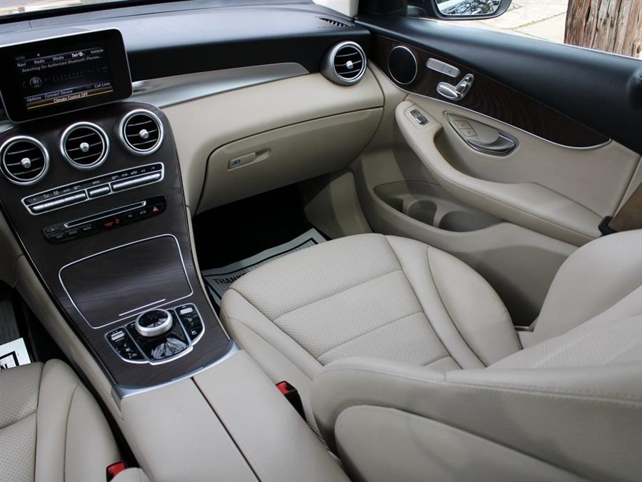 2019 Mercedes-benz Glc GLC 300, available for sale in Great Neck, New York | Auto Expo Ent Inc.. Great Neck, New York 2019 Mercedes-benz Glc GLC 300, available for sale in Great Neck, New York | Auto Expo Ent Inc.. Great Neck, New York