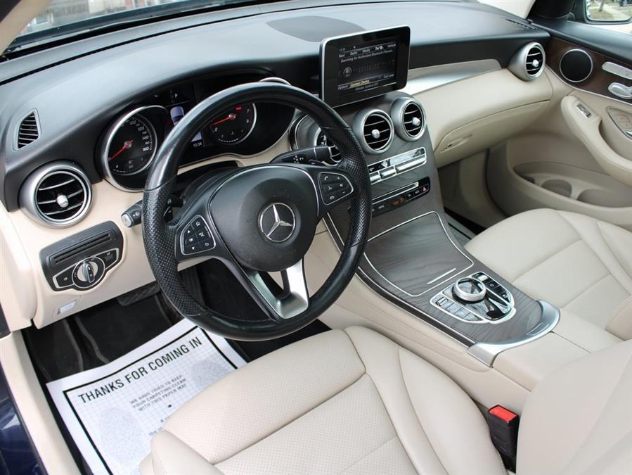 2019 Mercedes-benz Glc GLC 300, available for sale in Great Neck, New York | Auto Expo Ent Inc.. Great Neck, New York 2019 Mercedes-benz Glc GLC 300, available for sale in Great Neck, New York | Auto Expo Ent Inc.. Great Neck, New York